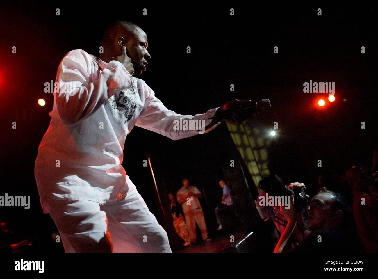 Bobby Brown, ex marito di Whitney Houston, si esibisce dal vivo all'Enmore Theatre per promuovere la sua uscita dell'album Greatest Hits. Sydney, Australia. 20.07.2007. Foto Stock