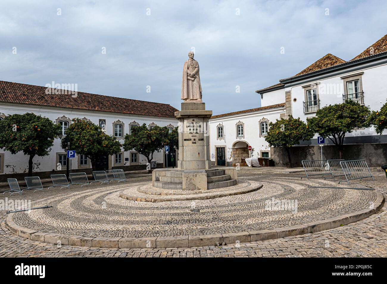 Monumento a Mons. Francisco Gomes de Avelar a Faro, Portogallo Foto Stock