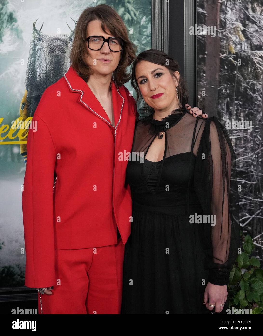 Los Angeles, Stati Uniti. 22nd Mar, 2023. (L-R) Bart Nickerson e Ashley Lyle al primo mondiale della stagione 2 di YELLOWJACKS di Showtime, tenutosi al TCL Chinese Theatre di Hollywood, California, mercoledì 22 marzo 2023. (Foto di Sthanlee B. Mirador/Sipa USA) Credit: Sipa USA/Alamy Live News Foto Stock