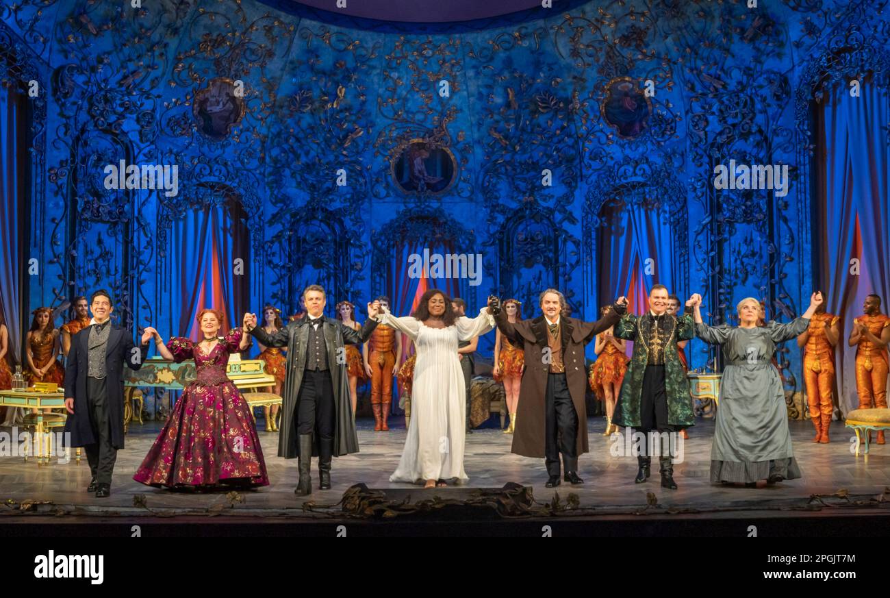 Tenda Call, la Traviata, Metropolitan Opera House, New York City, USA Foto Stock