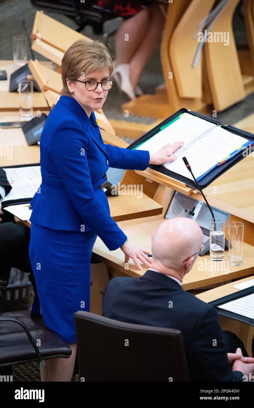 Edimburgo, Scozia, Regno Unito. 23rd Mar, 2023. NELLA FOTO: L'ultima sessione dei primi Ministri di Nicola Sturgeon Domande nella camera del Parlamento scozzese prima che i risultati elettorali della leadership dell'SNP si concludano lunedì e un nuovo primo Ministro viene votato nella prossima settimana. Credit: Colin D Fisher/CDFIMAGES.COM Credit: Colin Fisher/Alamy Live News Foto Stock