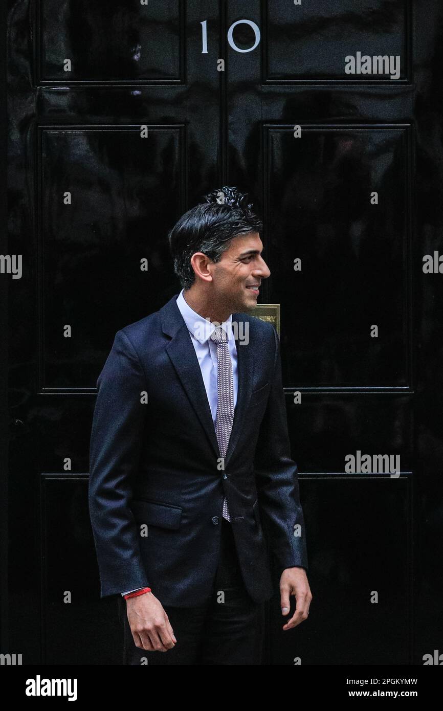 Londra, Regno Unito. 23rd Mar, 2023. Rishi Sunak, deputato, primo Ministro del Regno Unito, dà il benvenuto a Edi Rama, primo Ministro dell'Albania, oggi a 10 Downing Street a Westminster. Rama, PM albanese dal 2013 e capo del Partito socialista albanese, ha recentemente criticato la sottosegretario Suella Braverman per le sue osservazioni sui migranti albanesi. Credit: Imageplotter/Alamy Live News Foto Stock
