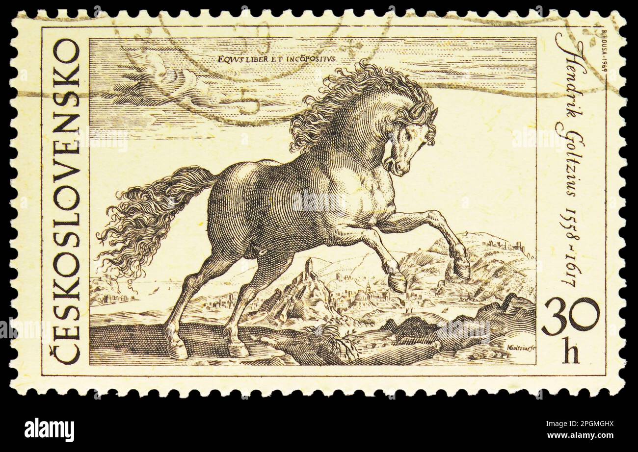 MOSCA, RUSSIA - 16 MARZO 2023: Francobollo stampato in Cecoslovacchia mostra Stallion Prancing, di Hendrik Goltzius (1578), cavalcando vecchie incisioni Foto Stock