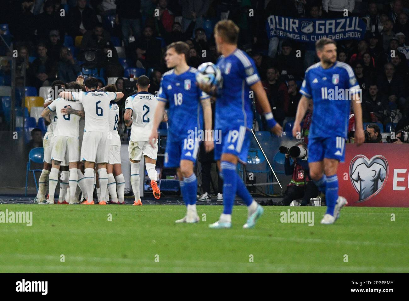 I giocatori dell'Inghilterra si giubilano dopo aver segnato il gol 0-2 nel 44th minuto durante la partita di calcio, Stadio Diego Armando Maradona, Italia / Inghilterra, 23 Mar 2023 (Photo by AllShotLive/Sipa USA) Credit: Sipa USA/Alamy Live News Foto Stock