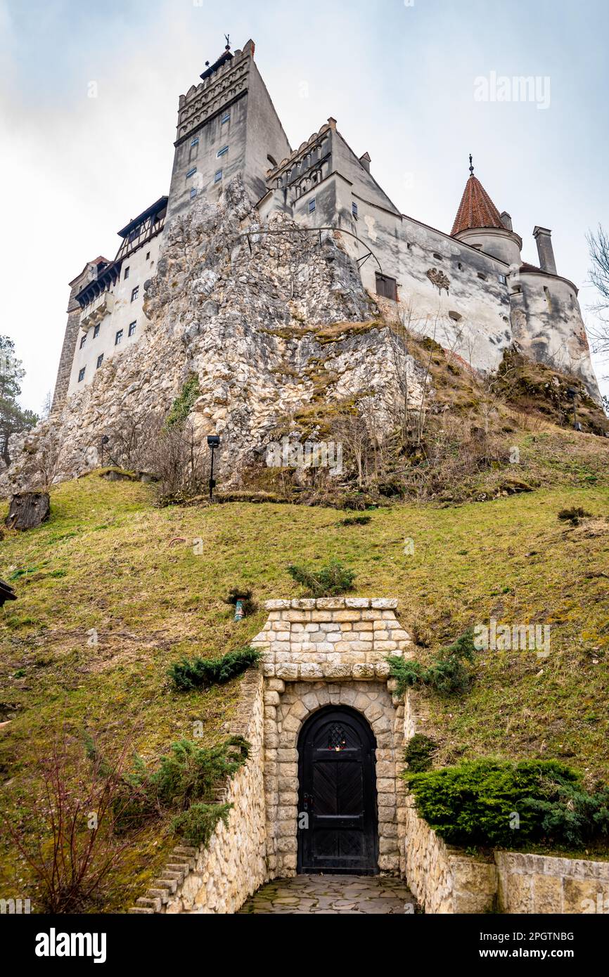 Castello di Bran in Transilvania, Romania - esterno. La leggendaria casa di Dracula. Foto Stock