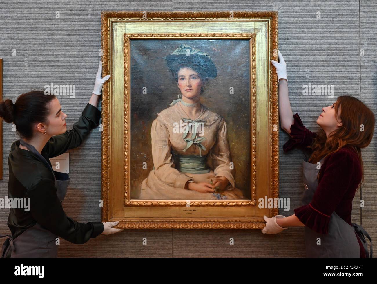 Bonhams è lieta di presentare la prossima vendita del 19 ° secolo & British Impressionist Art , che avrà luogo il 29 marzo 2023 . Tra i punti salienti della vendita ci sono capolavori di John William Godward , frederic , Lord Leighton e John Everett Millais . La vendita comprende anche importanti opere di Vasilli Polenov , Ivan Aivazovsky e Vistor Gabriel Gilbert . La vendita sarà in vista tutti i giorni da venerdì 24 marzo 2023 ... Foto Stock