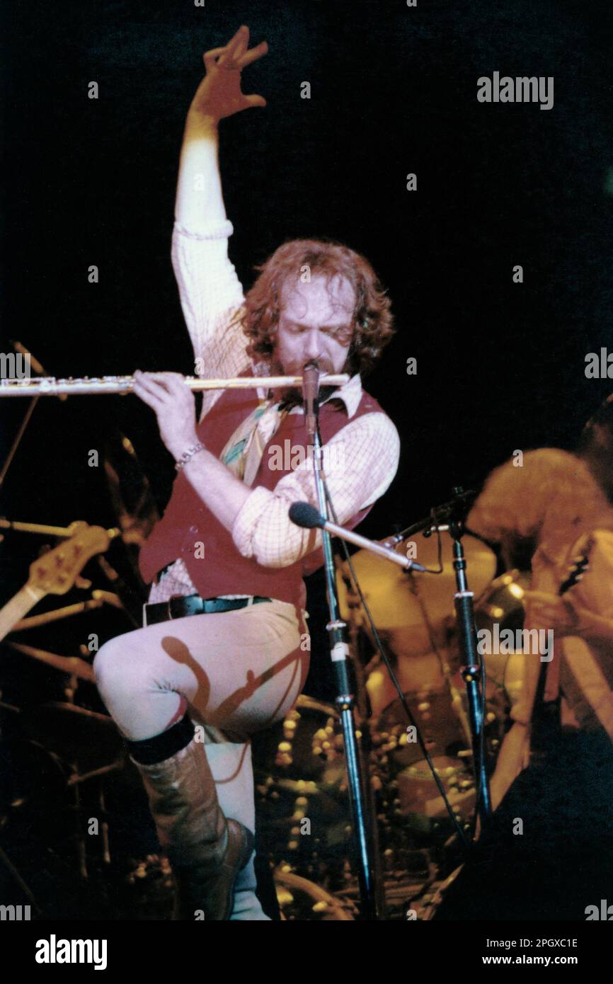 Ian Anderson di Jethro Tull, Civic Center, Providence, RI, USA, Dicembre 4, 1977. Foto Stock