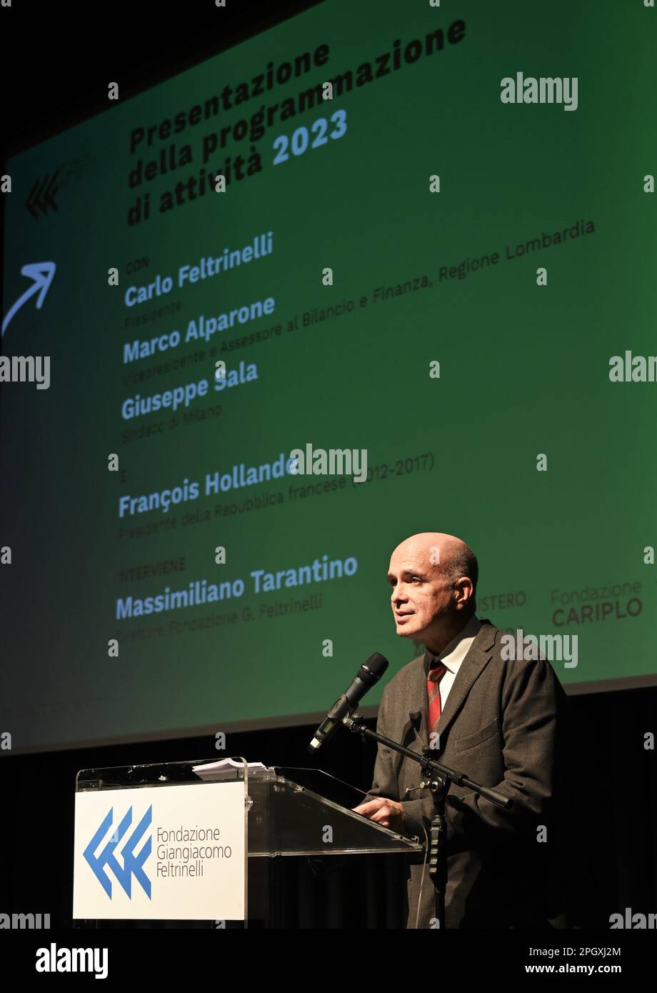 Milano, Italia. 24th Mar, 2023. Milano, Italia ha decomposto la Stagione 2023 la presentazione del nuovo programma della Fondazione Giangiacomo Feltrinelli con la partecipazione e la relazione di Francesco Hollande ex Presidente della Repubblica francese, Carlo Feltrinelli Presidente della Fondazione Feltrinelli, Giuseppe Sala Sindaco di Milano, Marco Alparone Vice Presidente e Consigliere economico e finanziario della Regione Lombardia, Massimiliano Tarantino Direttore della Fondazione G. Feltrinelli nella foto:Carlo Feltrinelli Presidente della Fondazione Feltrinelli Credit: Agenzia fotografica indipendente/Alamy Live News Foto Stock