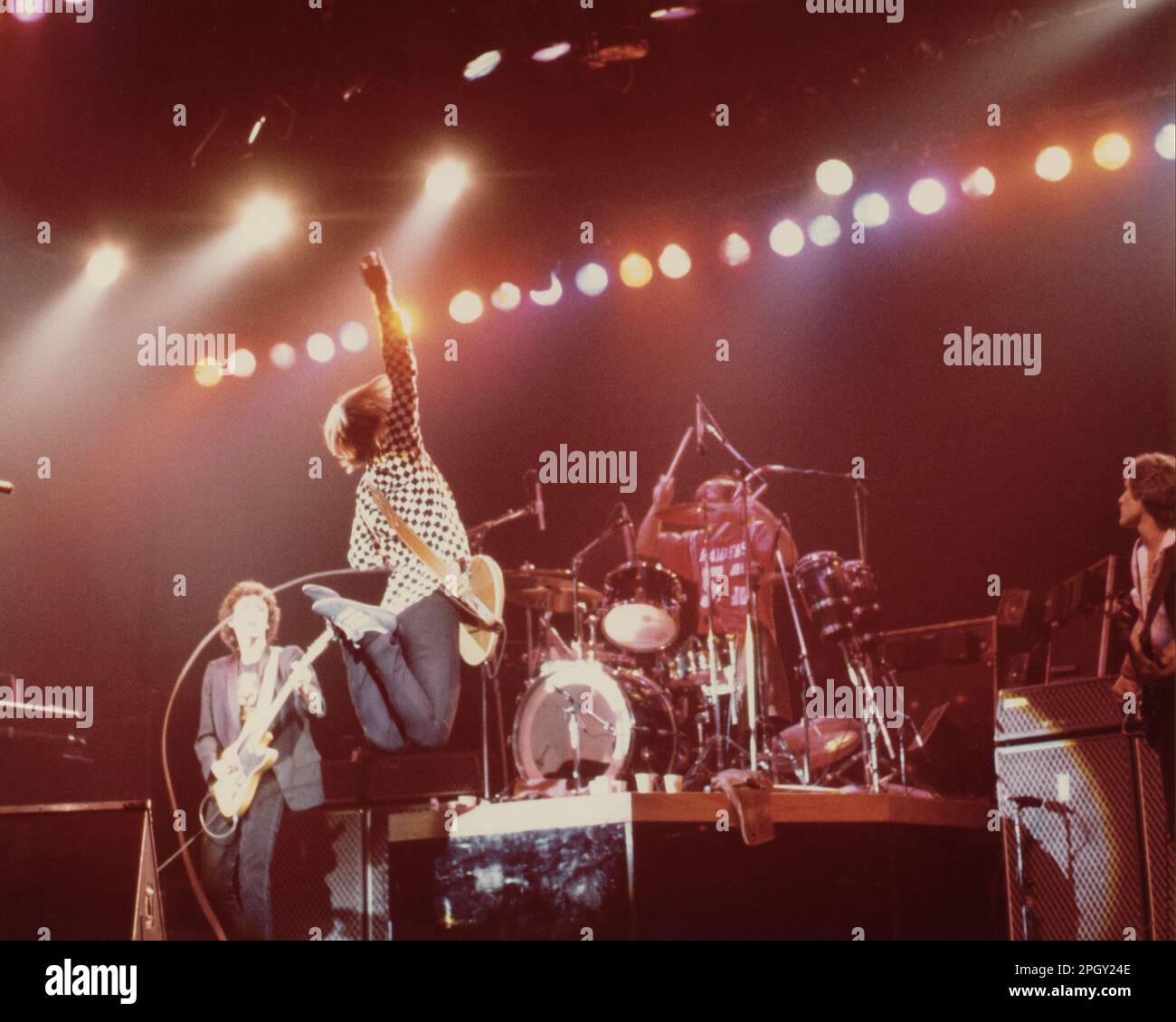 Tom Petty e gli Heartbreakers in concerto all'Ocean state Performing Arts Center di Providence, Rhode Island, USA, 3 luglio 1980. Foto Stock