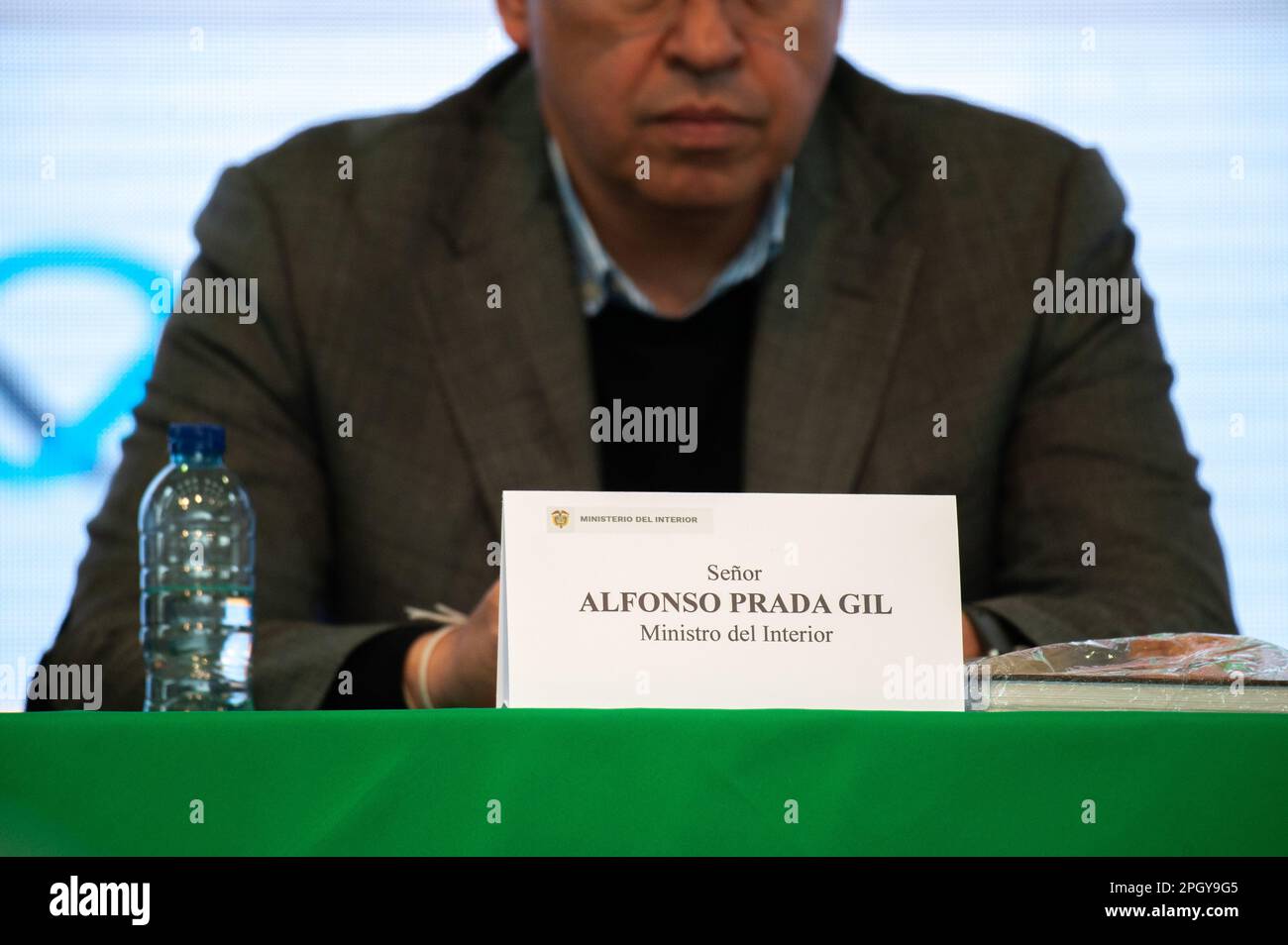 Il ministro colombiano dell'interno Alfonso Prada durante l'Assemblea popolare Nazionale Comunale di Bogotà, Colombia 24 marzo 2023. Foto di: Chepa Beltran/Long Visual Press Foto Stock