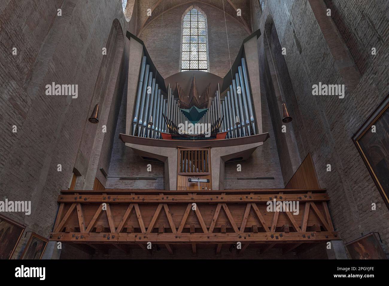 Moderno organo loft della Barfuesserkirche, la chiesa è stata ricostruita nel 15th ° secolo, Augusta, Baviera, Germania Foto Stock