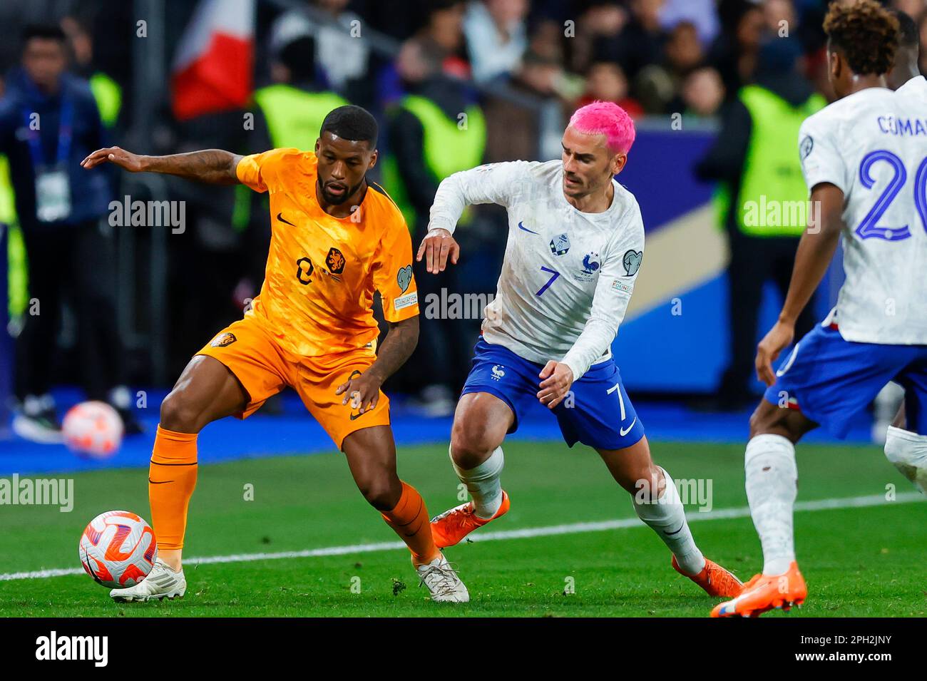 24-03-2023: Sport: Frankrijk vs Nederland PARIGI, PAESI BASSI - MARZO 24: Georginio Wijnaldum (Paesi Bassi) e Antoine Griezmann (Francia) durante il Foto Stock