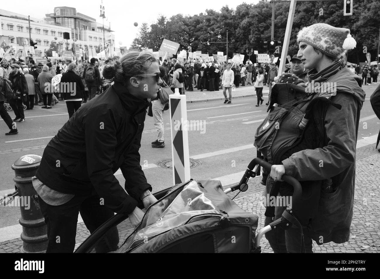 Berlino, Brandenburger Tor, Marsch fuer das Leben. Marzo per la vita. Manifestazione a Berlino. 17. Settembre 2022 Foto Stock