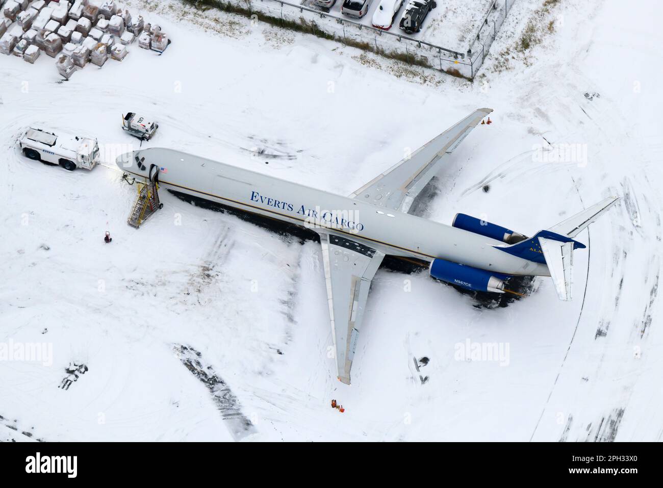 Everts Air Cargo McDonnell Douglas MD-80 Aircraft n967ce. Trasporto di merci da Everts Cargo MD-83, anche denominato MD-83F. Aereo da carico MD-83. Foto Stock