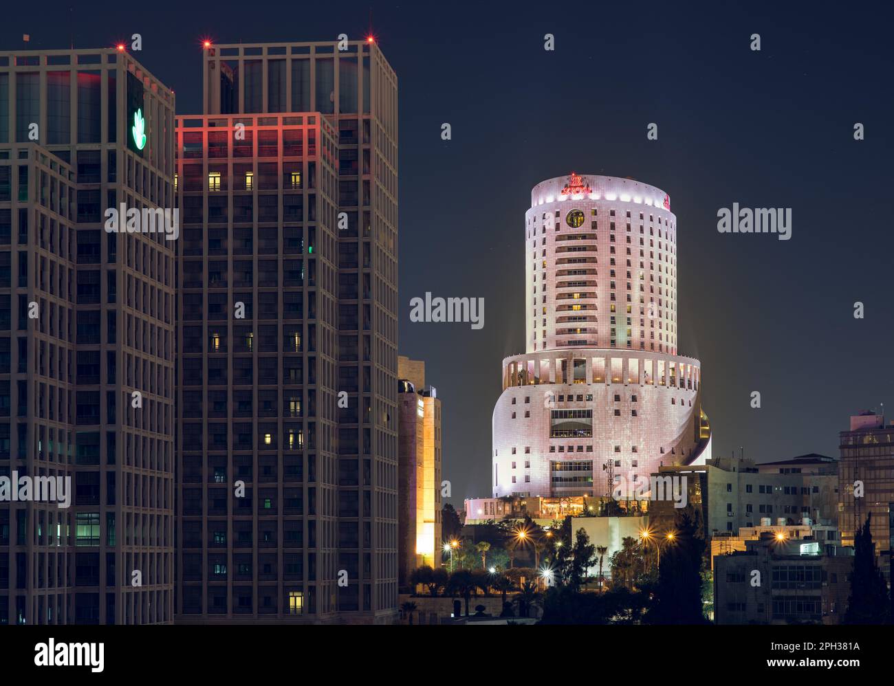 amman city royal hotel e zahran torri skyline della città Foto Stock