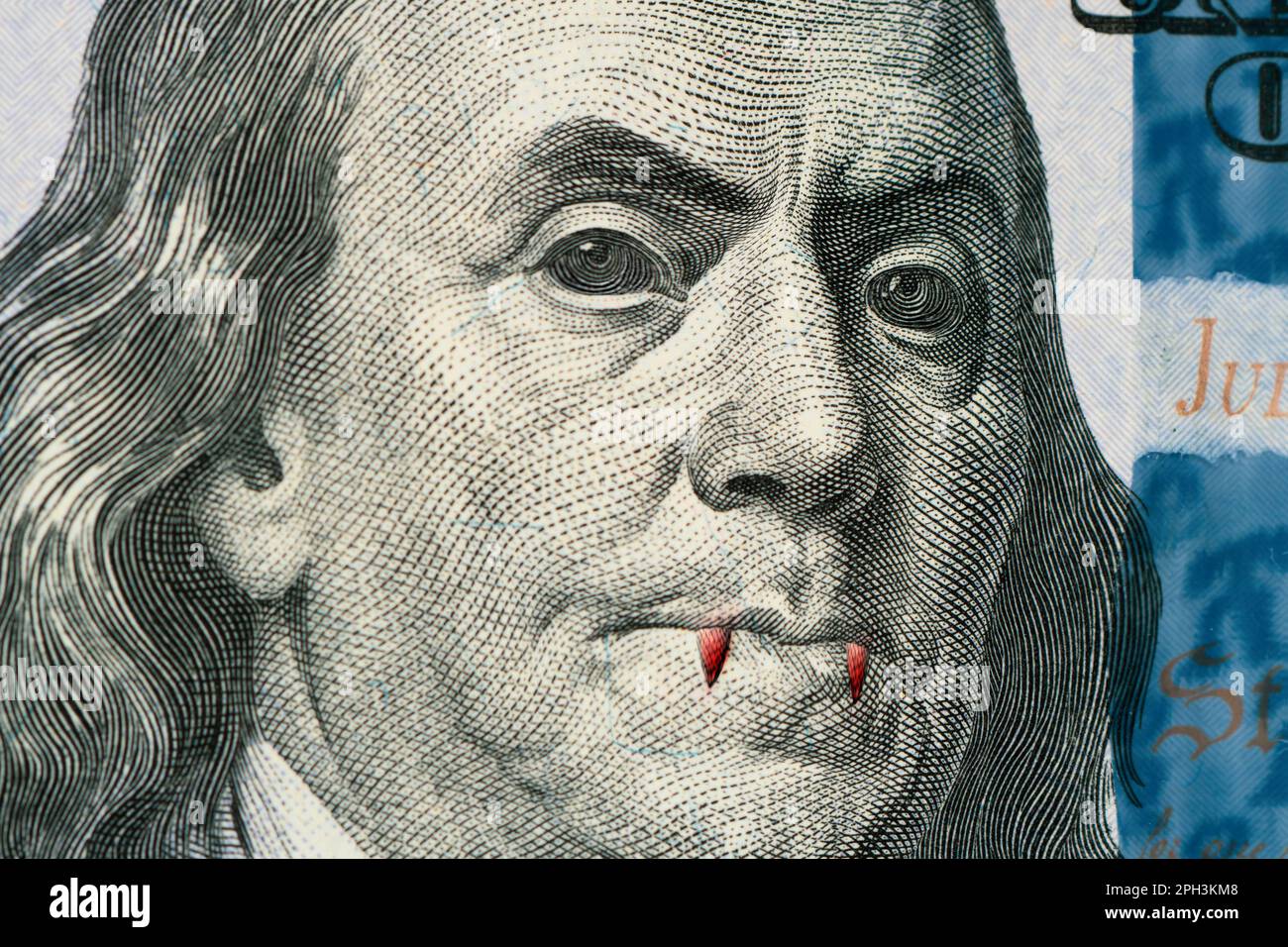 Un vampiro su una fattura di cento dollari. Il concetto di alto interesse di prestito, rapina finanziaria. capitalismo Foto Stock