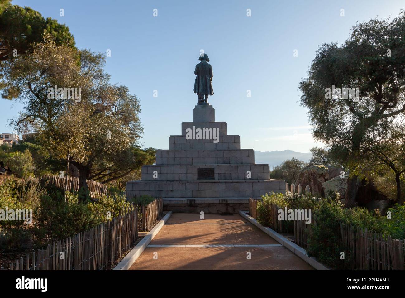 Il Monumento a Napoleone i in Place d'Austerlitz, Ajaccio, Corse-du-Sud, Corsica. Foto Stock