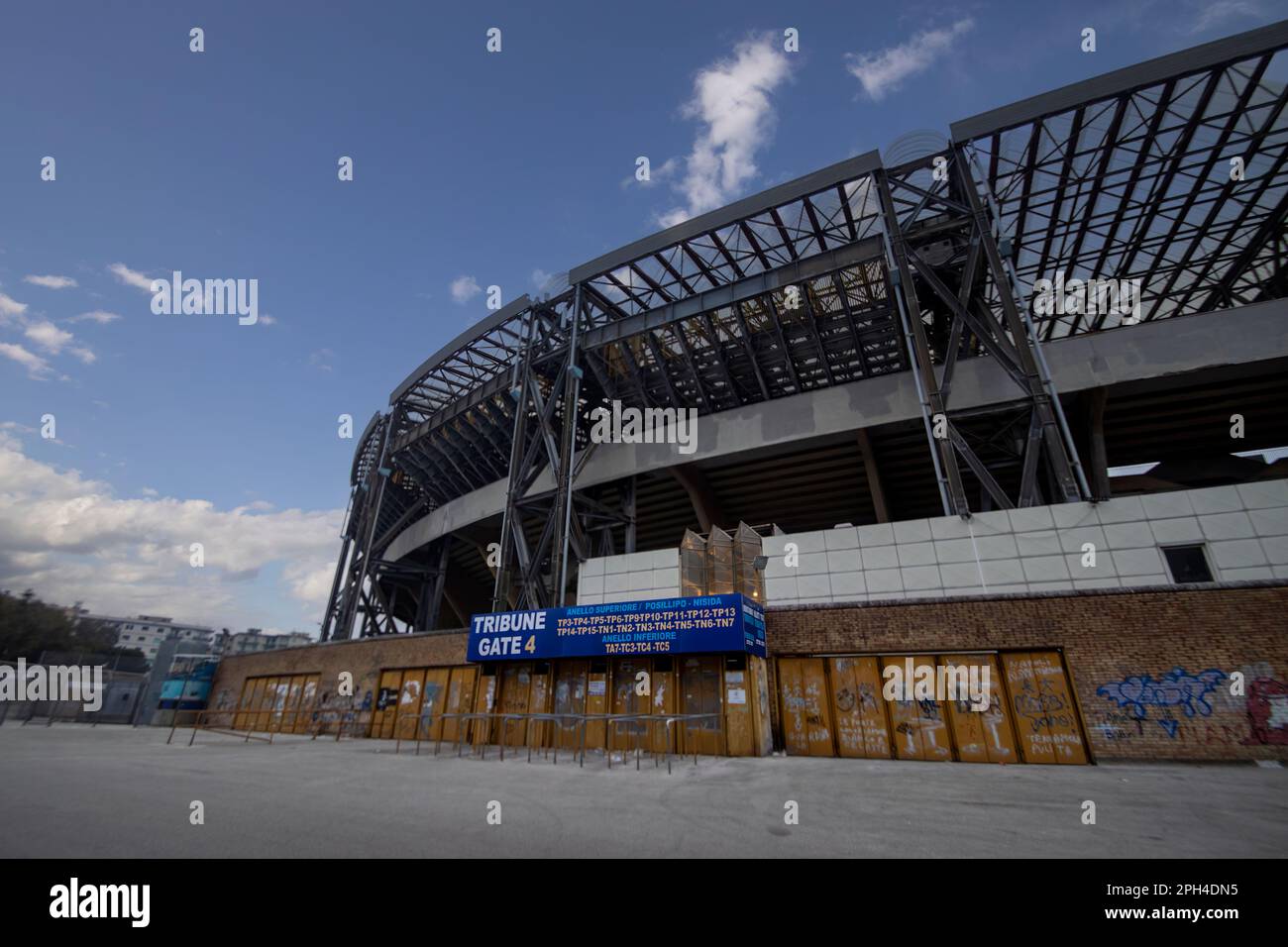 Lo stadio Diego Armando Maradona, sede della S.C. Napoli a Napoli Foto Stock
