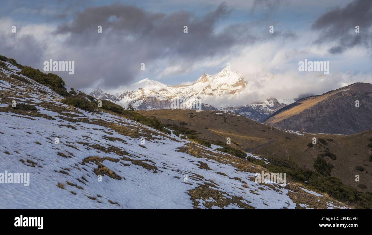 Paesaggio invernale a Boi Taull , Pirenei catalani Foto Stock