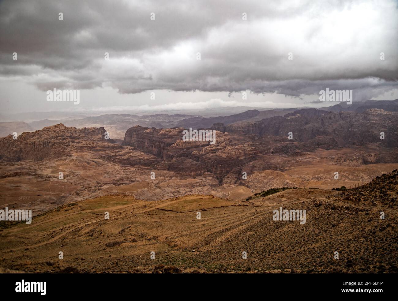 Le pianure del Giordano sulla strada per l'antica Petra Foto Stock