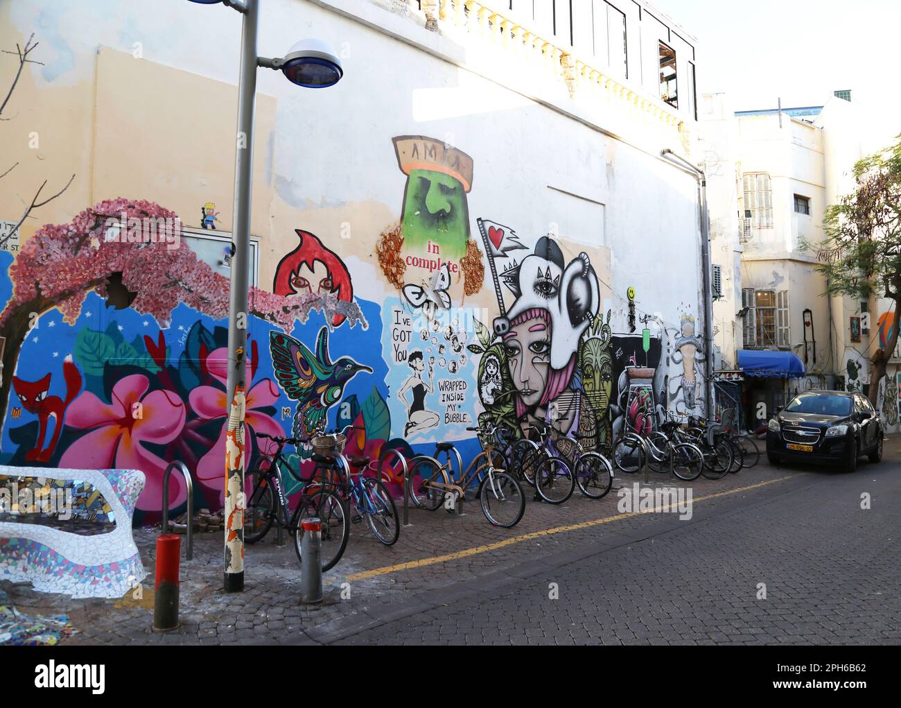 Tel Aviv vanta una vivace arte di strada Foto Stock