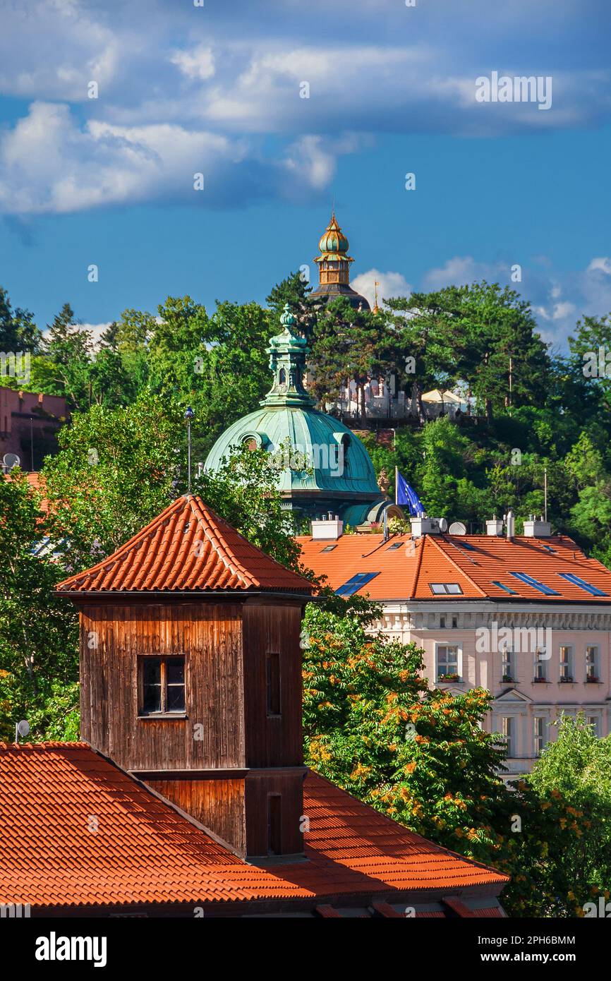 Praga centro storico belle architetture Foto Stock