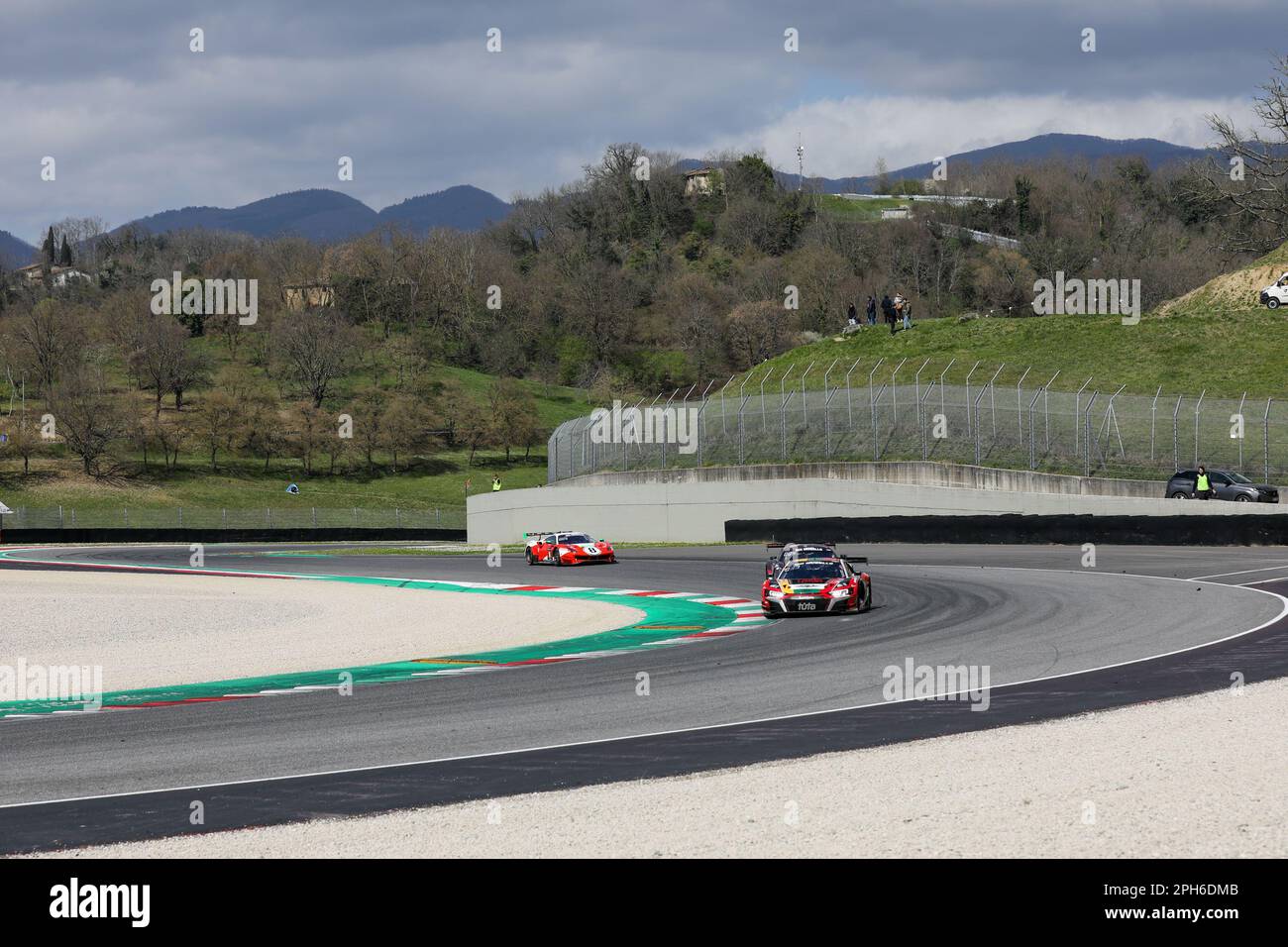Mugello, Italia. 26th Mar, 2023. Circuito del Mugello, Mugello, Italia, 26 marzo 2023, Borgo S.L. Gara sul circuito del Mugello durante la gara di Endurance Creventic 12h Mugello - Endurance Credit: Live Media Publishing Group/Alamy Live News Foto Stock