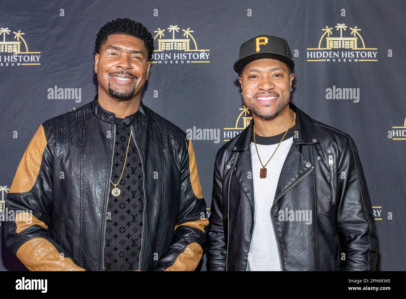 Los Angeles, Stati Uniti. 25th Mar, 2023. Il regista Tariq Nasheed, attore/comico London Brown, partecipa al museo di Tariq Nasheed di March Comedy Madness al museo di storia nascosta il 25 marzo 2023 Credit: Eugene Powers/Alamy Live News Foto Stock