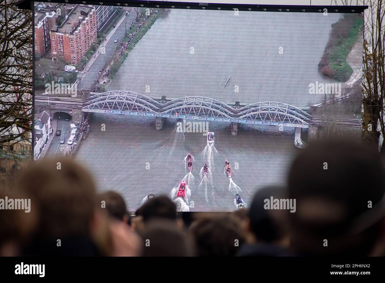 Londra, Regno Unito. 26th Mar, 2023. La Gemini Boat Race tra le squadre di Oxford e Cambridge. Credit: Sinai Noor/Alamy Live News Foto Stock