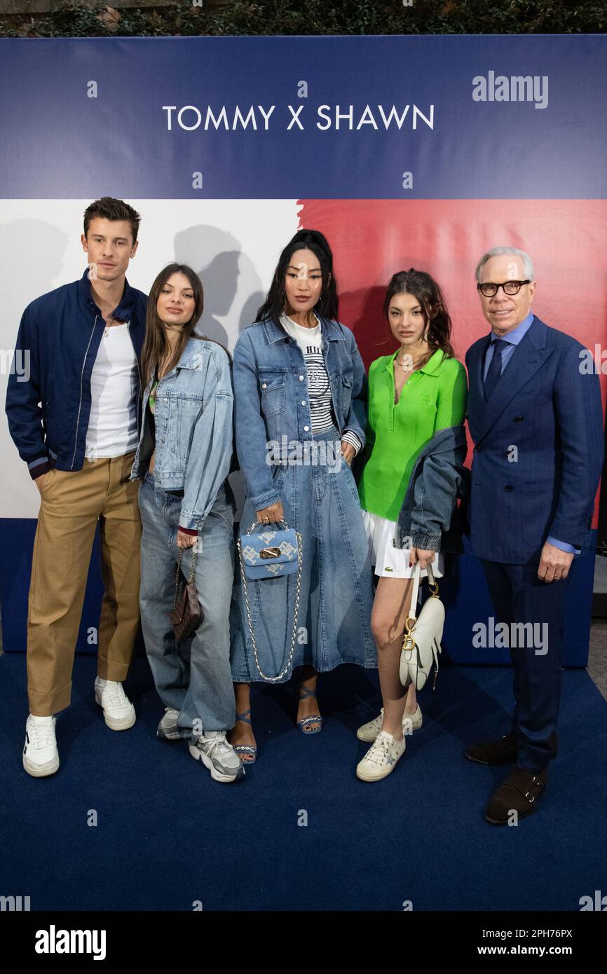 Korlan Madi Tommy X Shawn 'Classics Reborn' Tommy Hilfiger sede centrale  Milano. 24th Mar, 2023. © SGPItalia id 129316 credito non esclusivo: Sipa  US/Alamy Live News Foto stock - Alamy