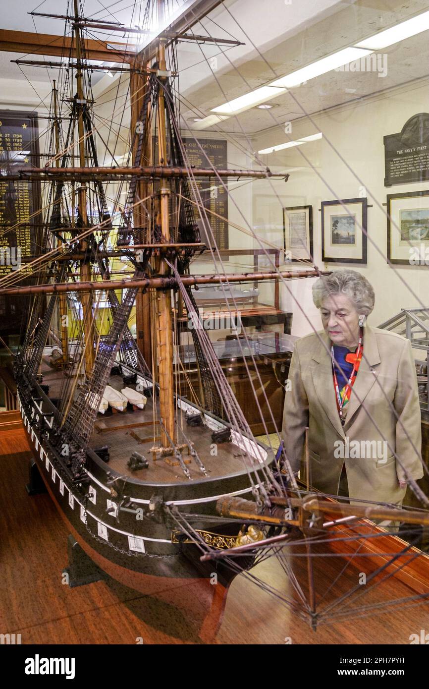 Portsmouth Virginia,Storia coloniale,Museo Navale Shipyard,storia,collezioni,mostra collezione,promuovere,prodotti mostra vendita,edu Foto Stock