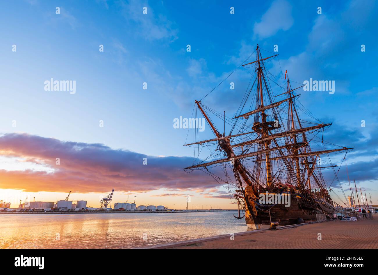 La più grande nave a vela del mondo, Goteborg, nel porto di Sète, in Occitanie, Francia Foto Stock