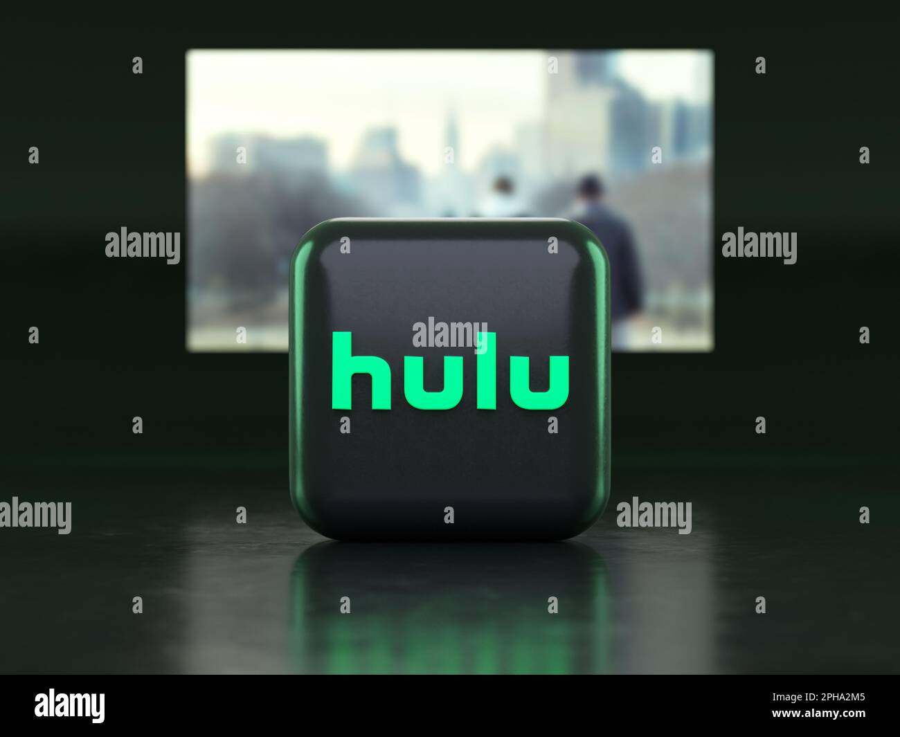 Valencia, Spagna - Marzo, 2023: Logo Hulu app davanti a uno schermo TV, icona nell'illustrazione 3D. Hulu è un fornitore di film in streaming e serie TV Foto Stock
