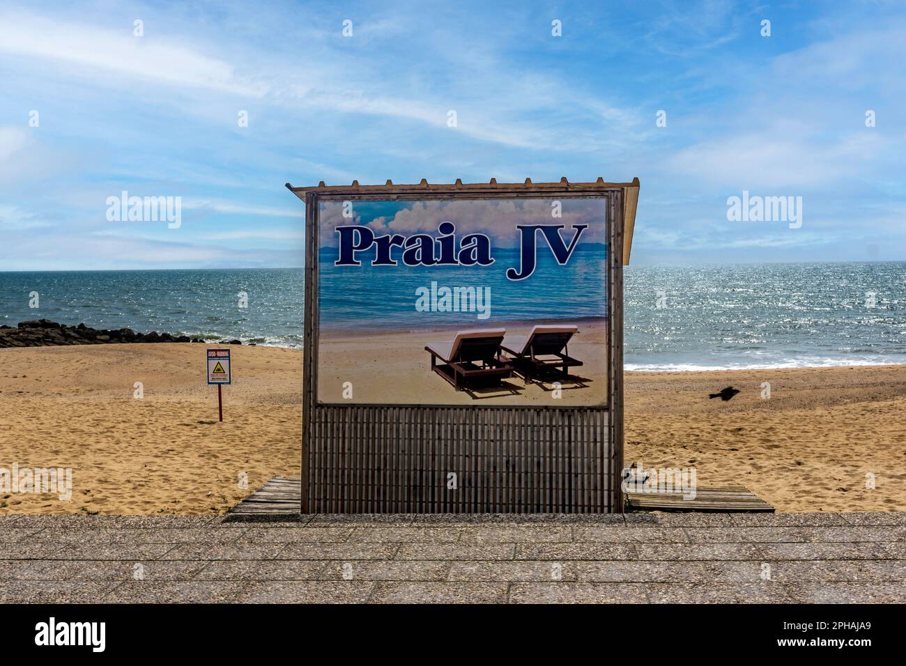 Praia JV, la spiaggia principale di Quarteira, Portogallo. Foto Stock