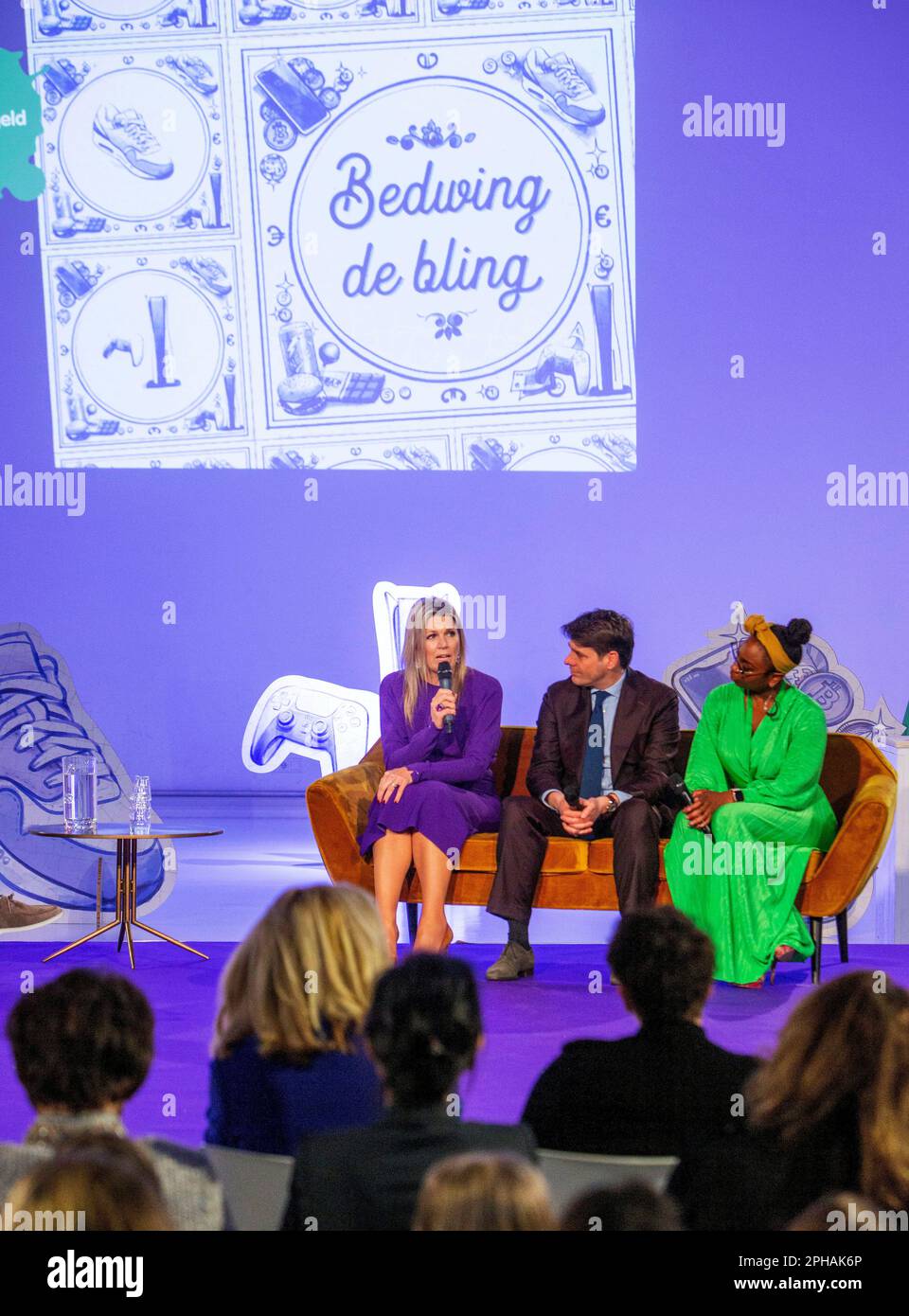 Utrecht, Niederlande. 27th Mar, 2023. Regina Maxima dei Paesi Bassi al Jaarbeurs a Utrecht, il 27 marzo 2023, per aprire la settimana dei soldi 2023 con il tema frenare il bling, ( la regina è presidente onorario della piattaforma di Money Wise ) Credit: Albert Nieboer/Netherlands OUT/Point de Vue OUT/dpa/Alamy Live News Foto Stock
