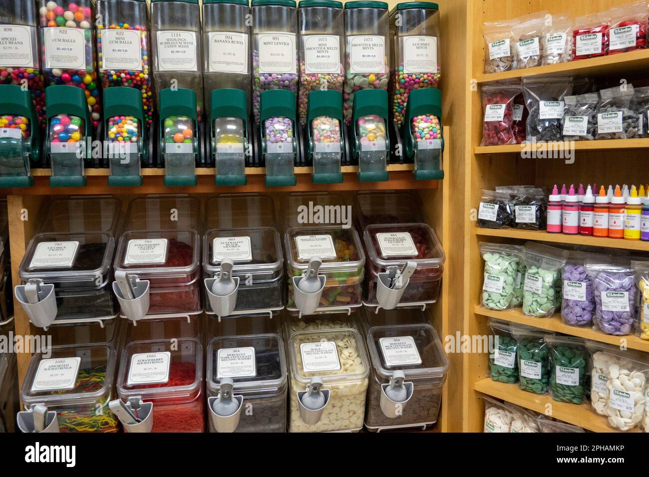 Il Larder è un negozio che offre cibi sfusi e gourmet a Doylestown, Pennsylvania, Stati Uniti 2023 Foto Stock