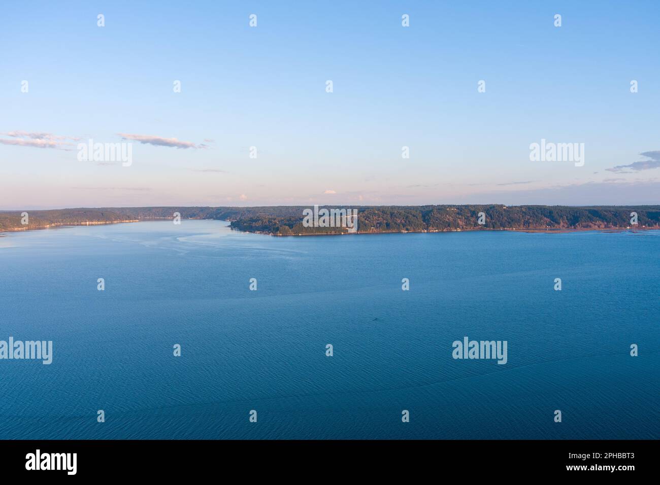 Veduta aerea della Baia di Annas nello Stato di Washington al tramonto Foto Stock