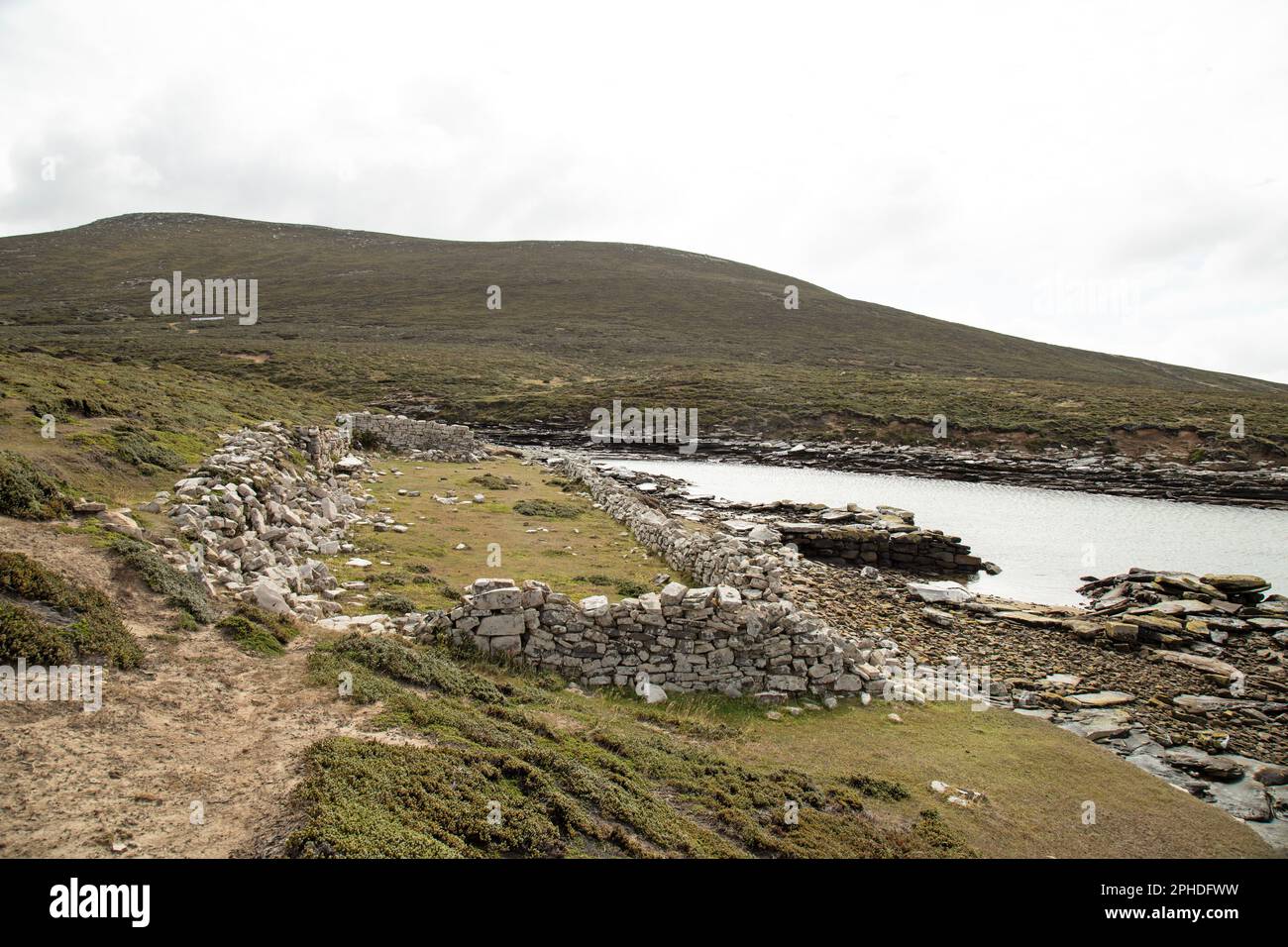 Isola di Saunders, Isole Falkland. Il sito del primo insediamento britannico a Port Egmont, risalente al 1765. Foto Stock