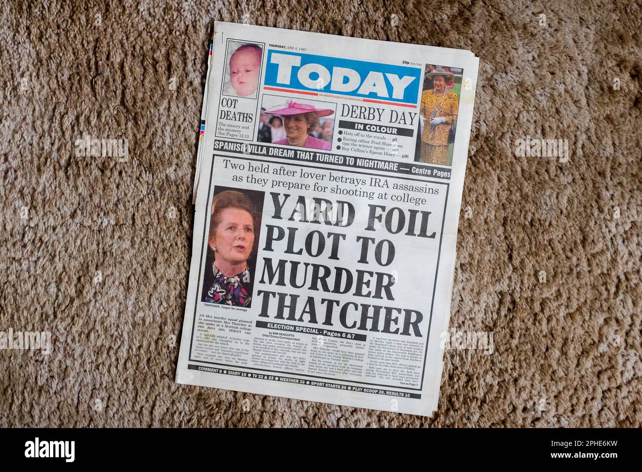 Quotidiano di oggi dal 4 giugno 1987, che riporta su una trama ingannata IRA per assassinare l'allora primo ministro Margaret Thatcher. Foto Stock