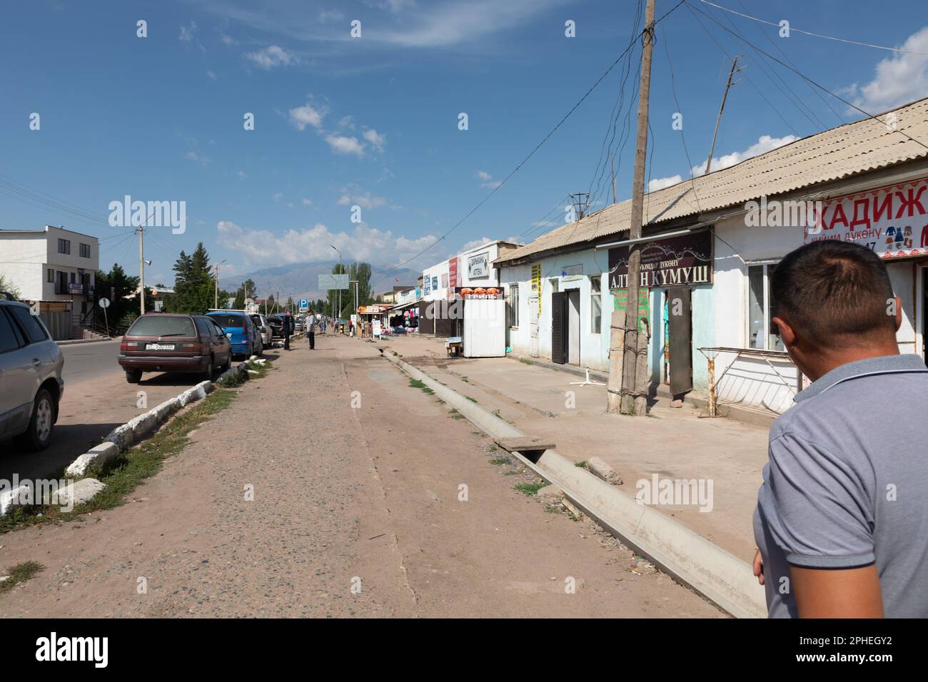 Strada principale ob Tschaek sulla strada per Song Kul, Kyrgyztan Foto Stock