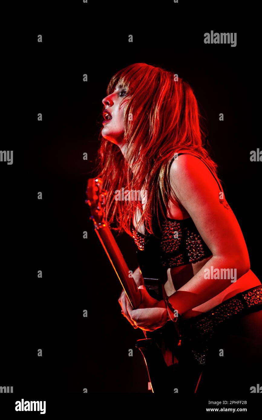 Roma, Italia. 26th Mar, 2023. Maneskin, la più famosa giovane rock band italiana, vincitrice dell'Eurovision Song Contest 2021 per l'Italia con "Zitti e buoni" nella loro prima mostra a Roma per Loud Kids Tour. (Foto di Stefano Cappa/Pacific Press/Sipa USA) Credit: Sipa USA/Alamy Live News Foto Stock