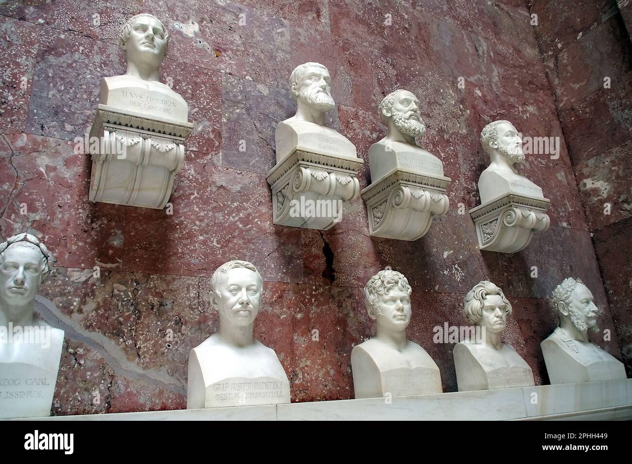 Busti di marmo, sala principale, Walhalla (memoriale), sala di fama, che onora persone lodevoli e distinte nella storia tedesca, Germania, Europa Foto Stock