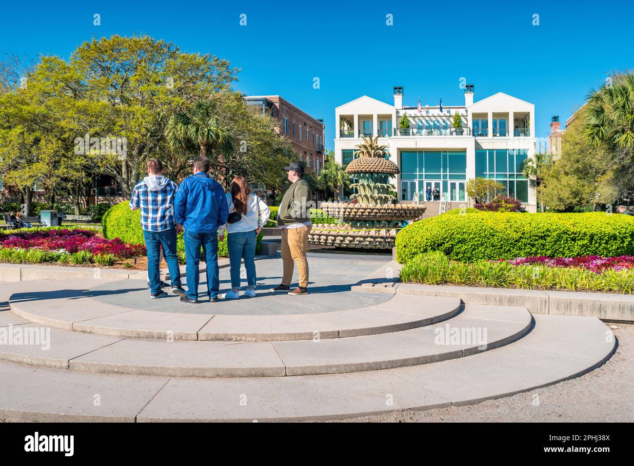 La gente ama il Waterfront Park nel centro di Charleston, South Carolina, USA. Foto Stock