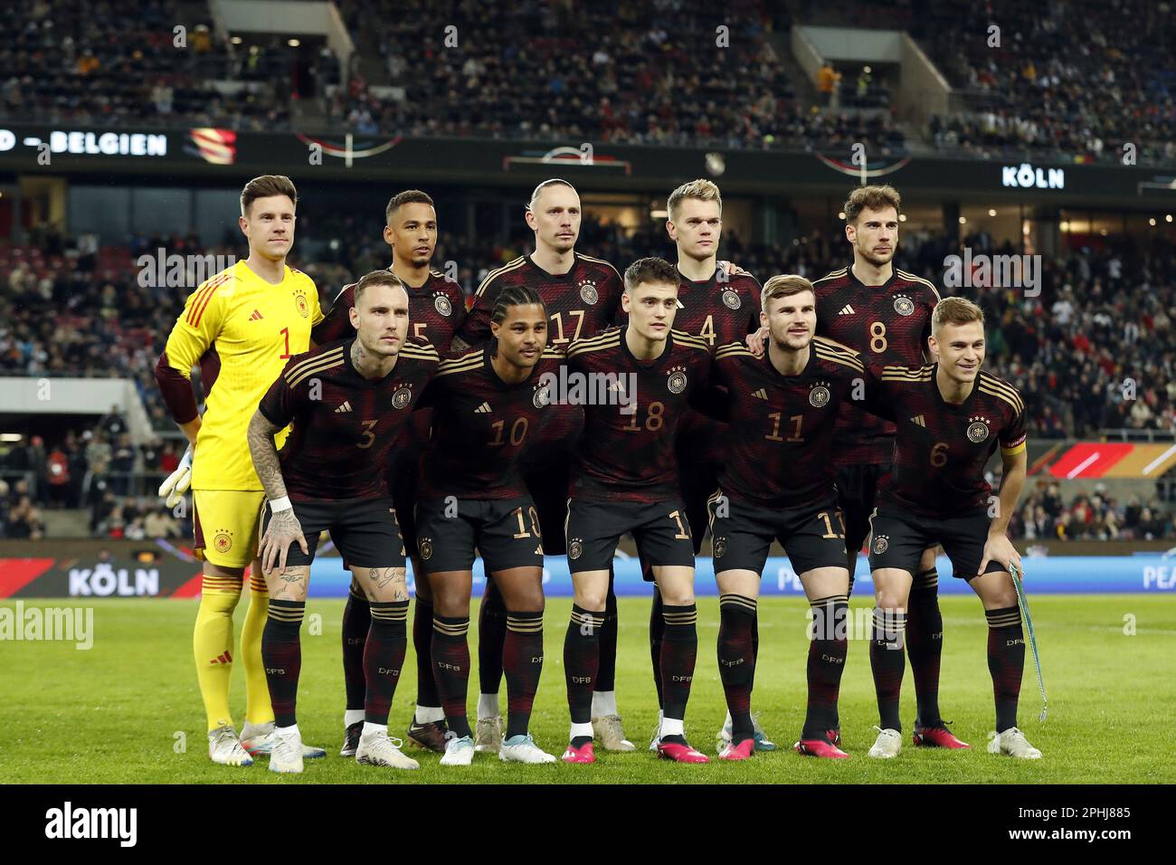 COLONIA - (prima fila lr) Germania portiere Marc-Andre ter Stegen, Thilo Kehrer di Germania, Marius Wolf di Germania, Matthias Ginter di Germania, Leon Goretzka di Germania, (prima fila lr) David Raum di Germania, Serge Gnabry di Germania, Florian Wirtz di Germania, Timo Werner di Germania, Joshua Kimmich in Germania durante la partita amichevole tra Germania e Belgio allo stadio RheinEnergie il 28 marzo 2023 a Colonia, Germania. AP | Dutch Height | BART STOUTJESDYK Foto Stock