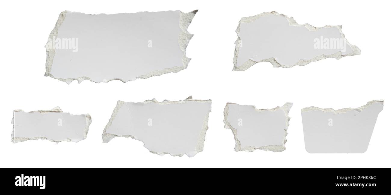 Carta bianca strappata su sfondo bianco con percorso di ritaglio Foto Stock
