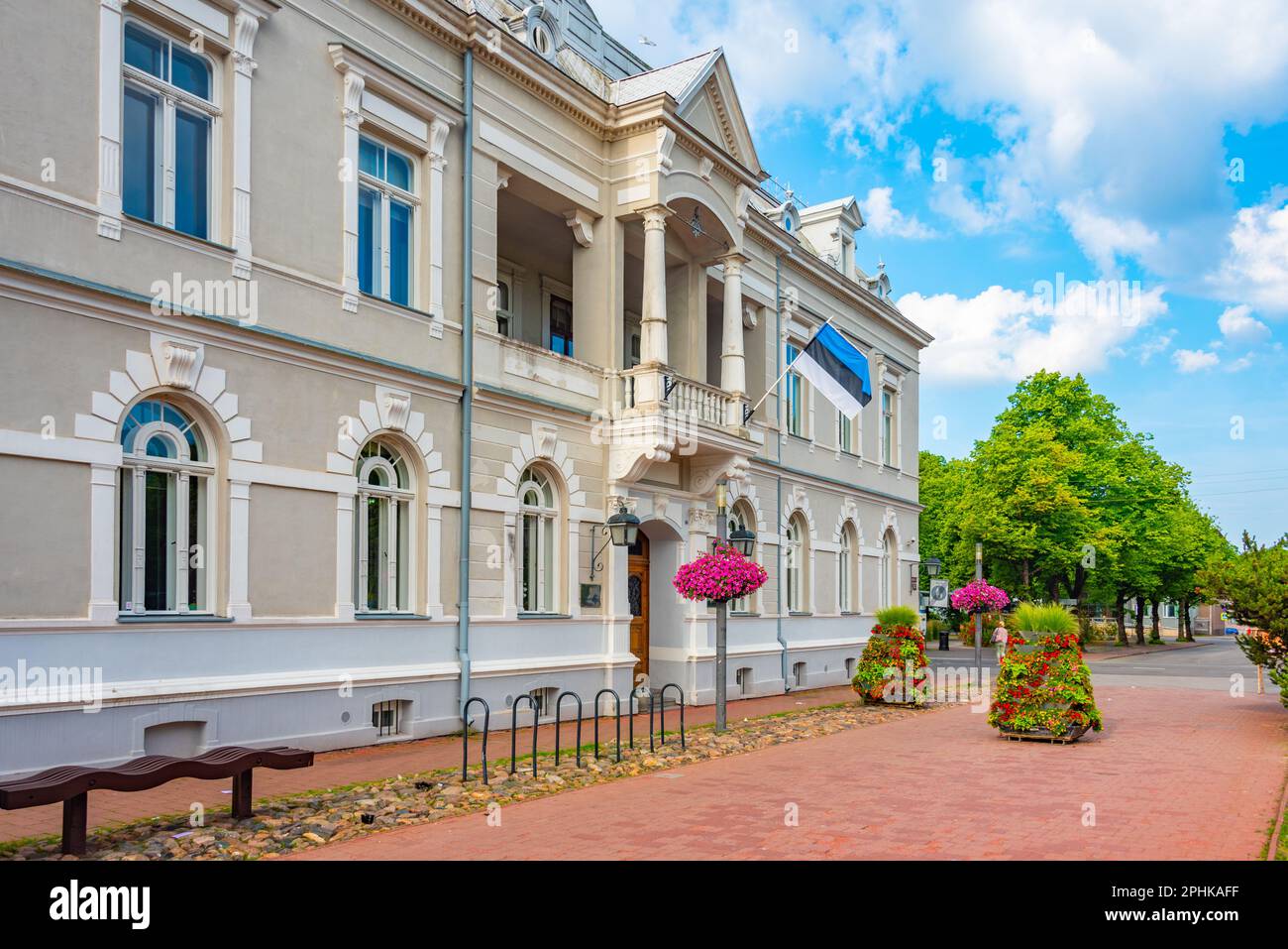 Vista sulla piazza principale di Pärnu, Estonia Foto Stock