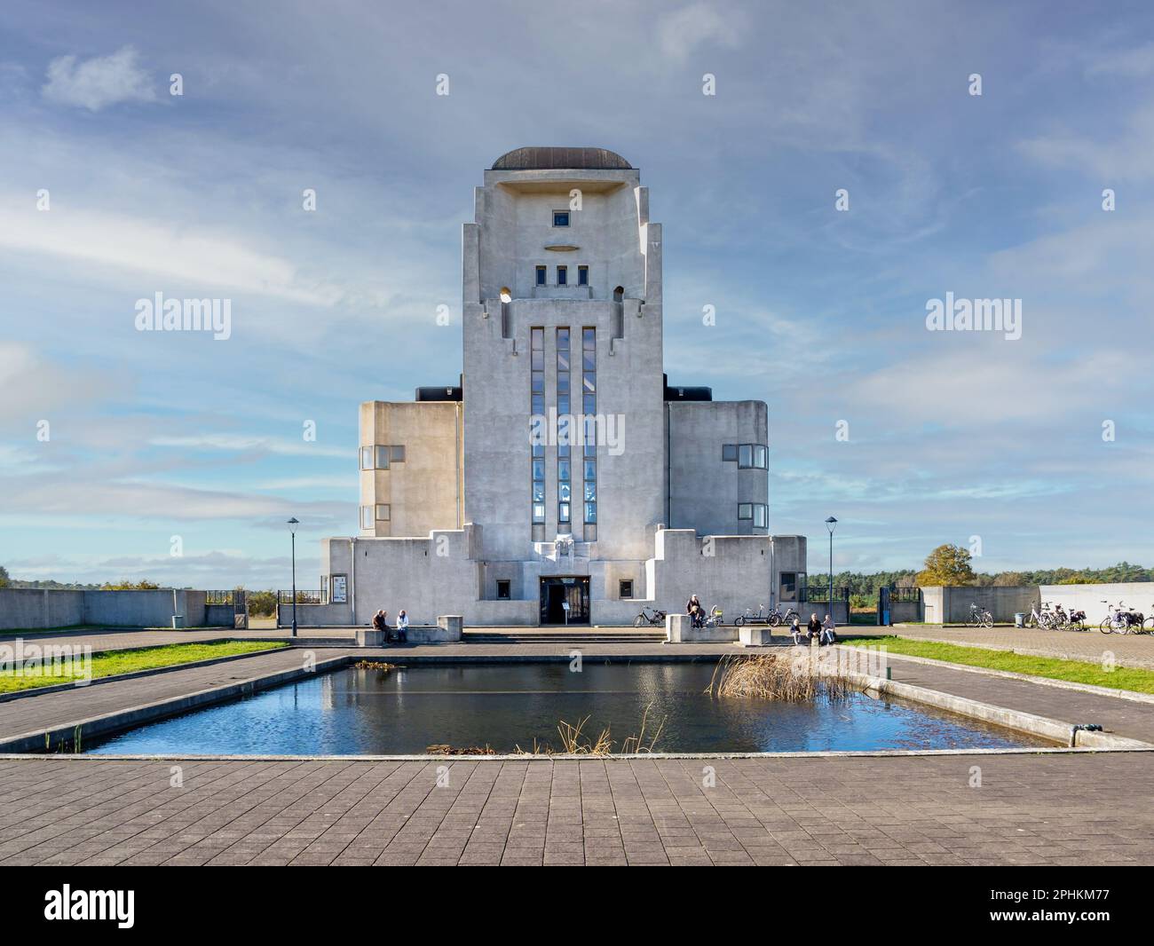 Radio Kootwijk, davanti all'edificio A, ex stazione di trasmissione radio a onde lunghe, Veluwe, Apeldoorn, Paesi Bassi Foto Stock