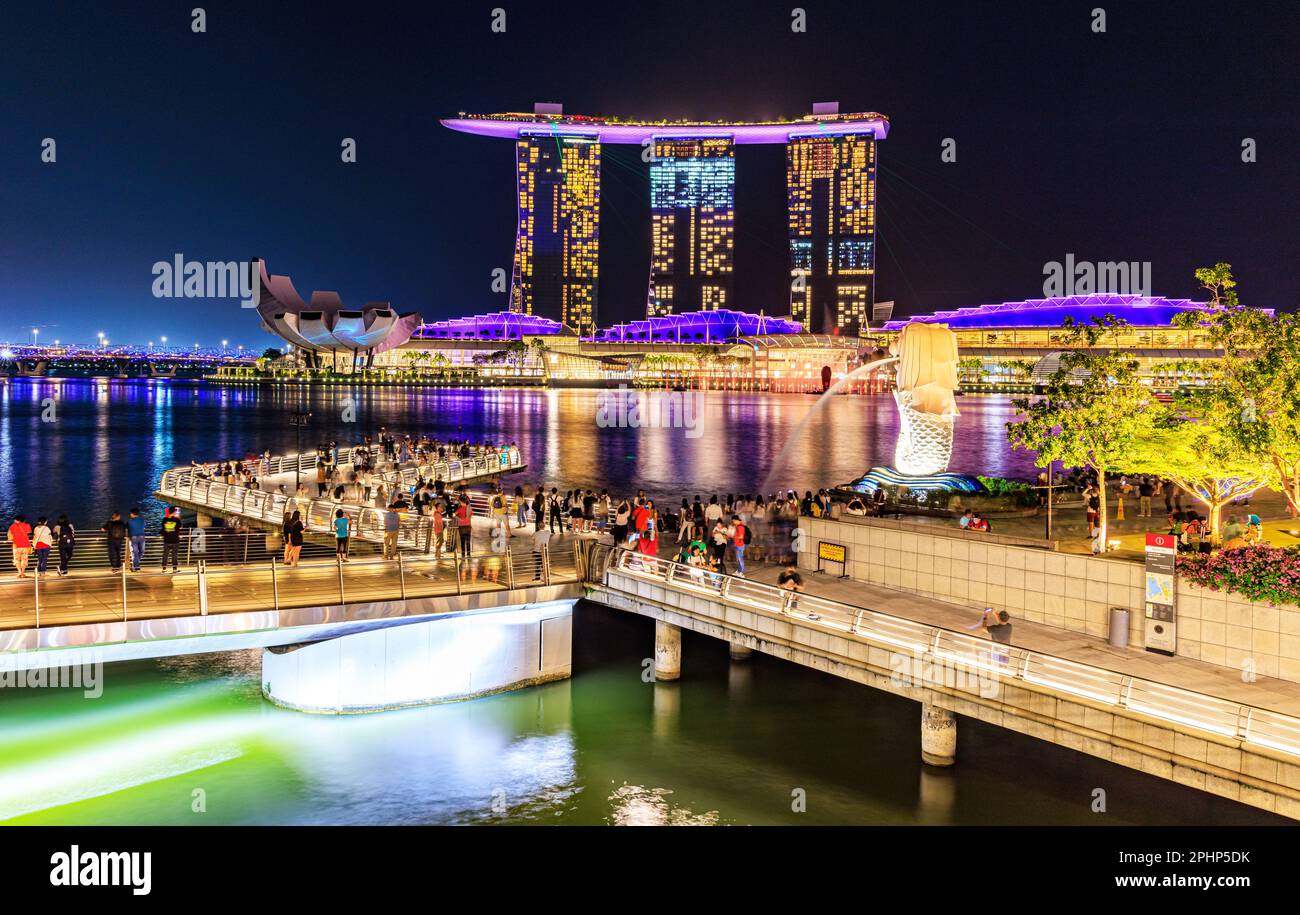 Vista serale di Marina Bay, Singapore Foto Stock