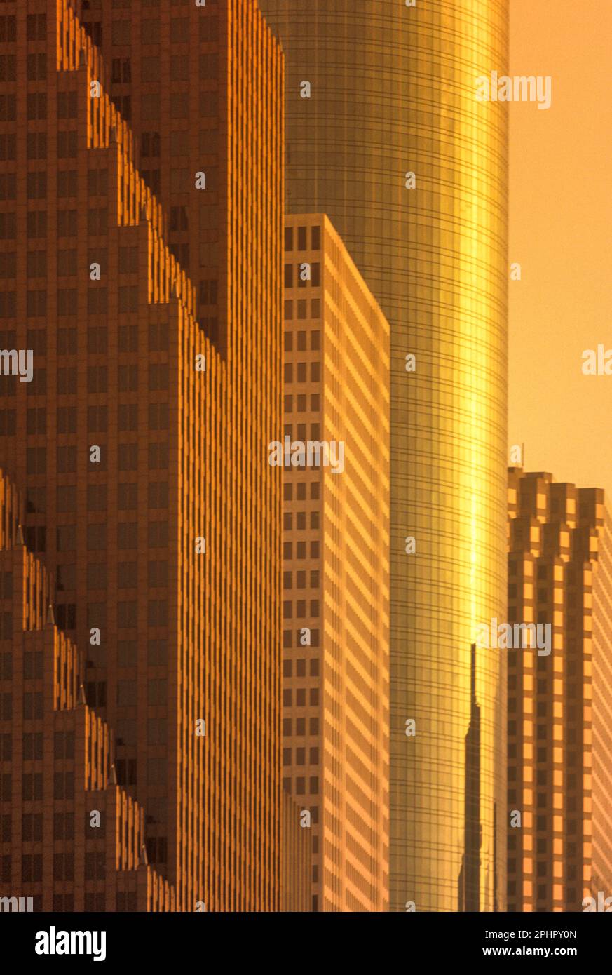 Fila di alti edifici adibiti ad uffici Houston Texas USA Foto Stock