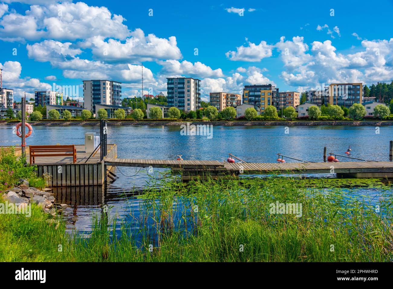 Riverside di pielisjoki a Joensuu in Finlandia. Foto Stock
